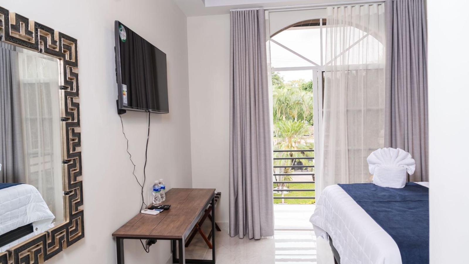 Hotel Boutique Nueva Valladolid Comayagua Bagian luar foto